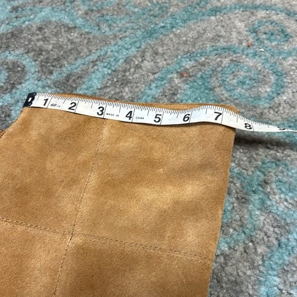 Marc Fisher suede knee high boots. Like new. Soft! 9.5 - Picture 4 of 8